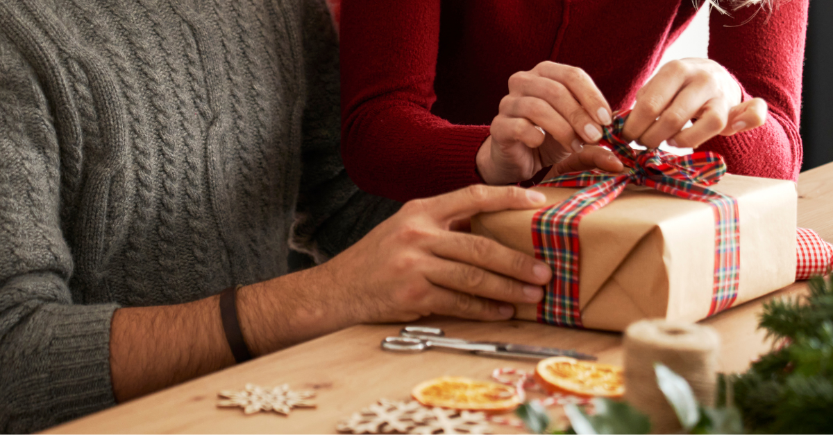 experience gift guide for her